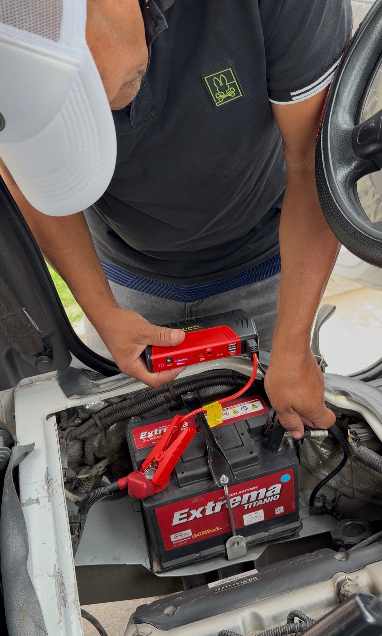 Kit de Emergencia Vehicular 5 en 1 — Arrancador Portátil + Compresor + Linterna